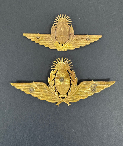 Argentine Air Force Officer's Visor Cap Badge