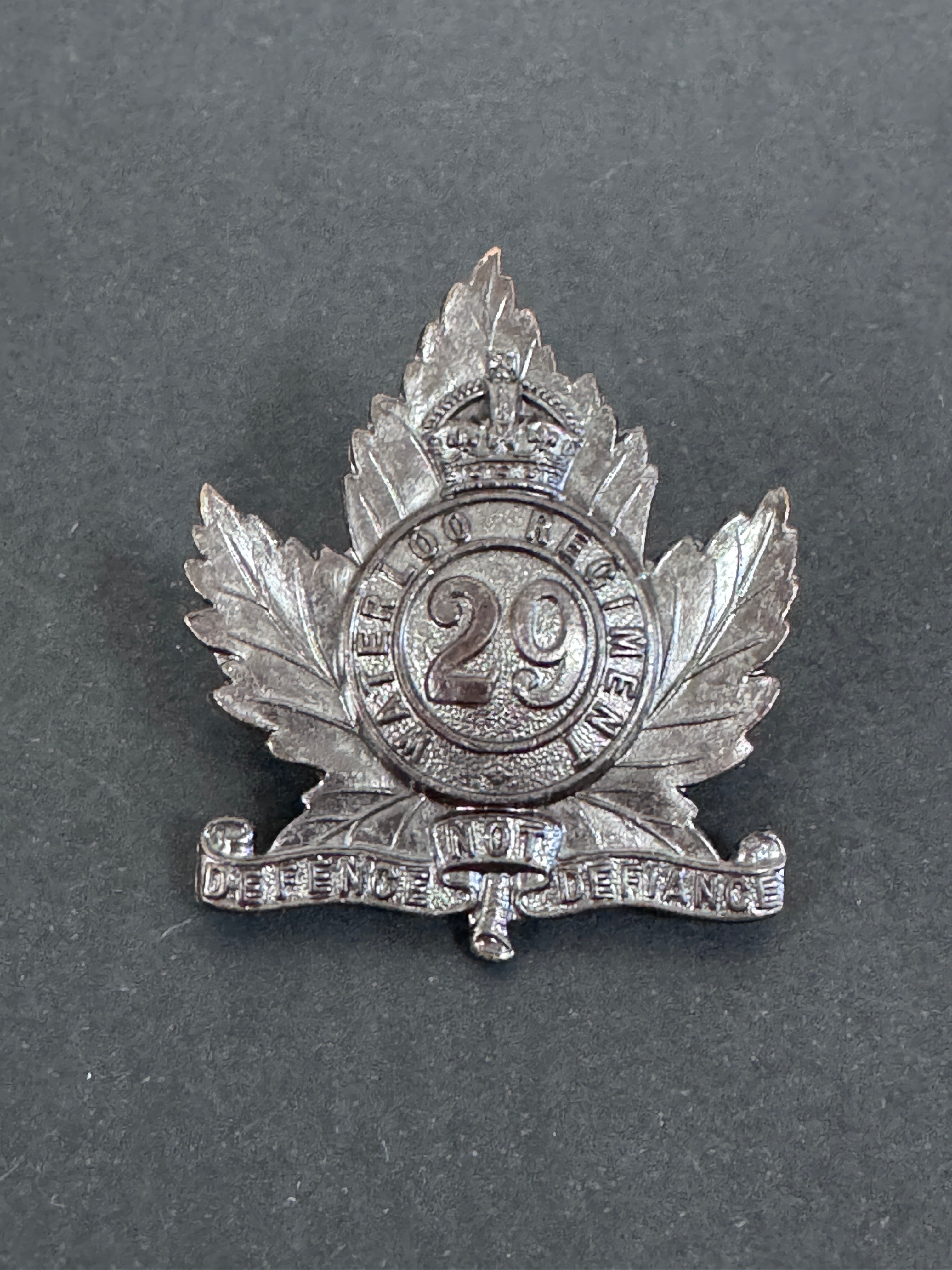WW1 Canadian 29th Waterloo Regiment Cap Badge 1900-1915 – Medals-Militaria