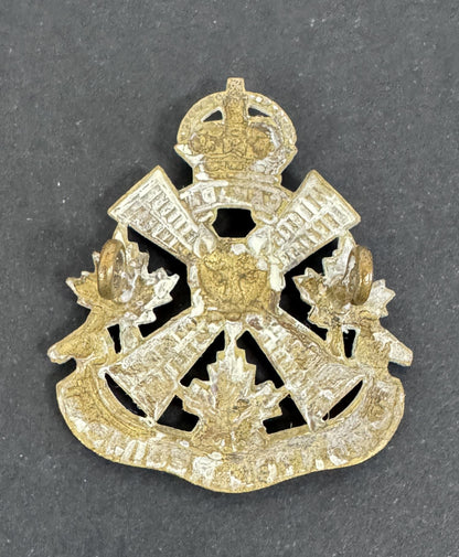 WW2 Canadian Army Edmonton Regiment Cap Badge