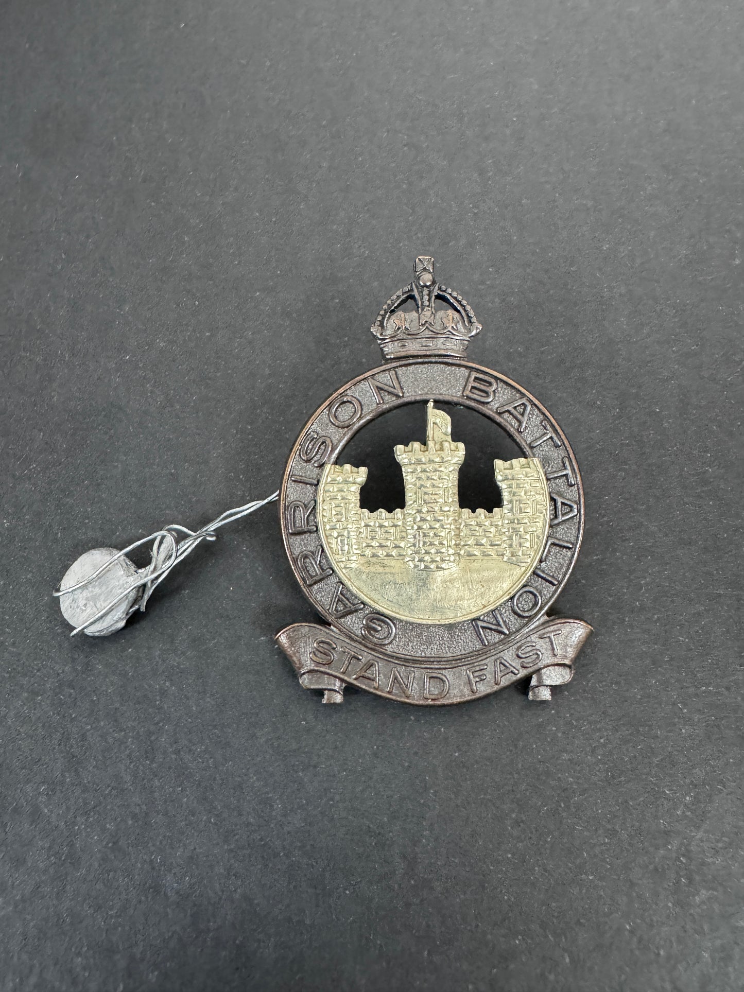WW2 Canadian Army Garrison Battalion Officer's Cap Badge