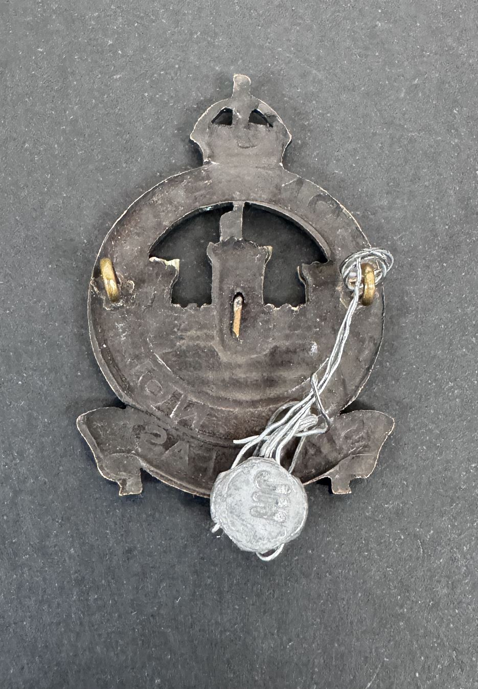 WW2 Canadian Army Garrison Battalion Officer's Cap Badge