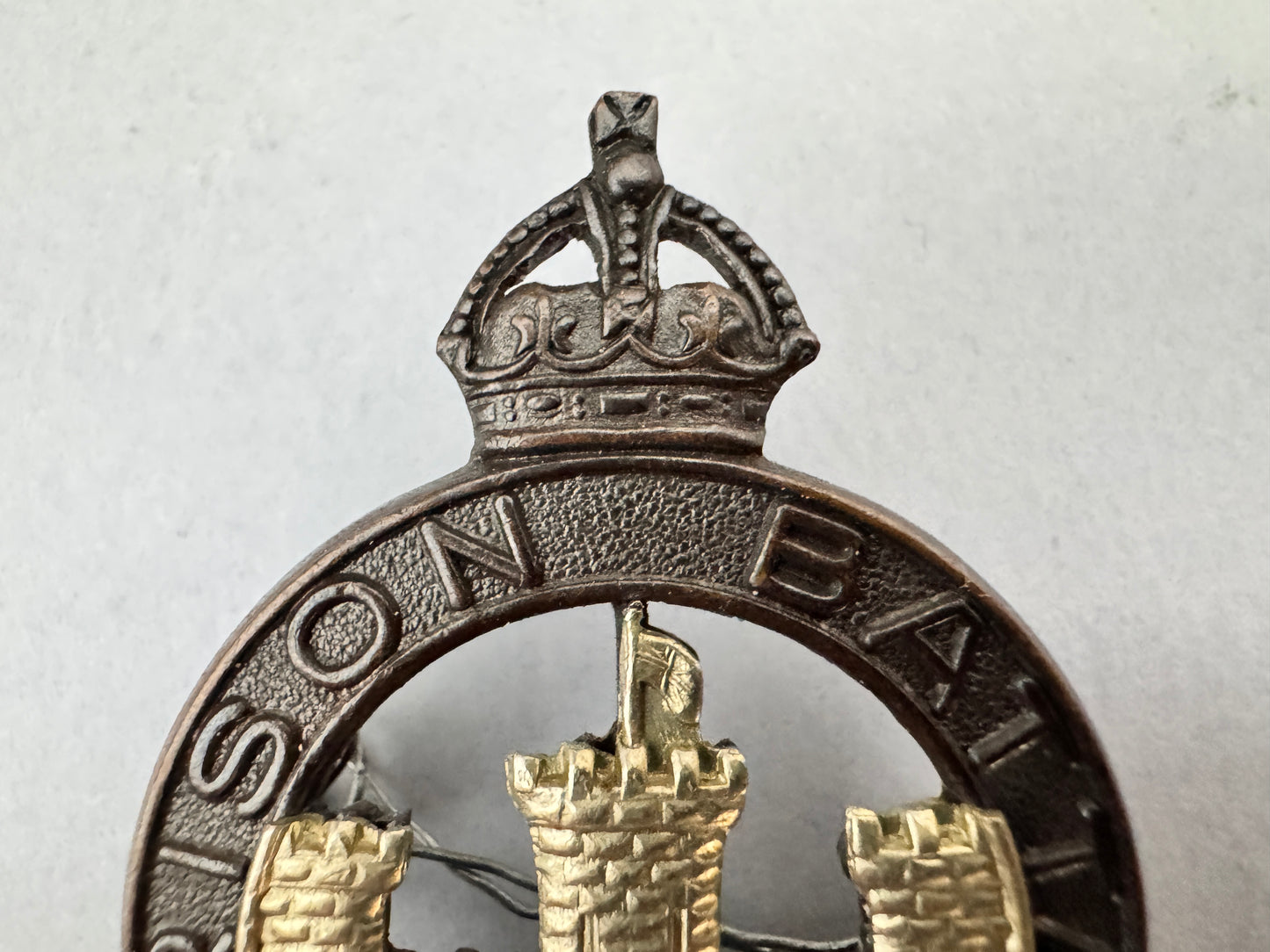 WW2 Canadian Army Garrison Battalion Officer's Cap Badge