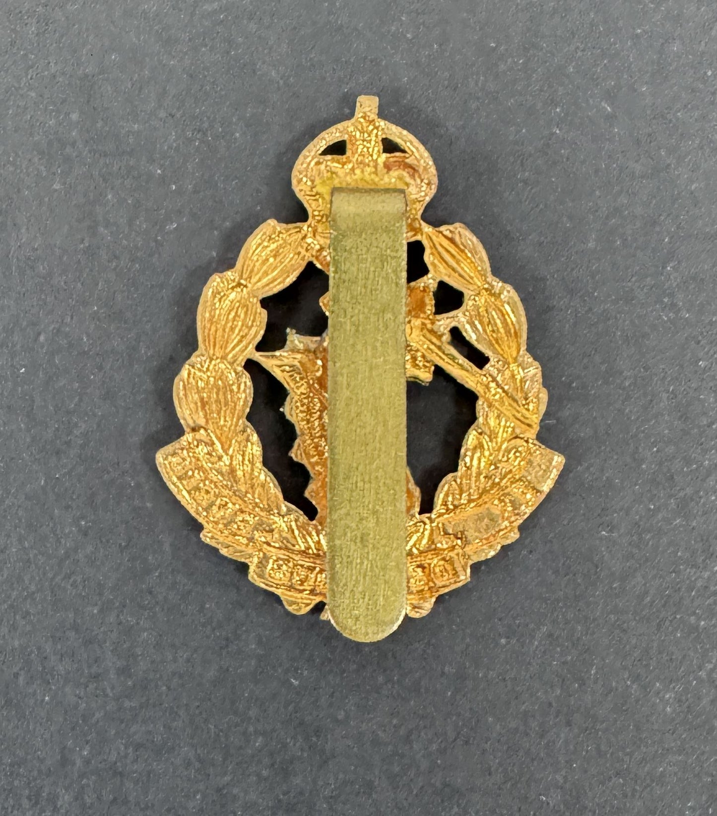 British Royal Army Dental Corps Cap Badge