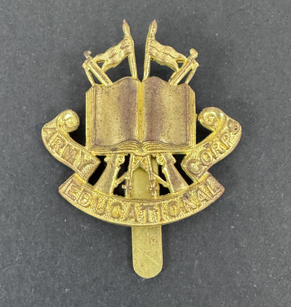WW2 British Army Educational Corps Cap Badge