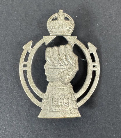 WW2 British Army Royal Armoured Corps Cap Badge