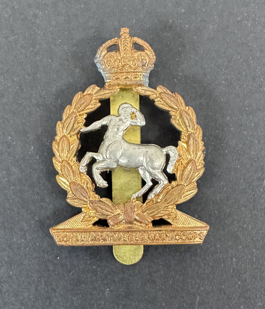 WW2 British Royal Army Veterinary Corps (RAVC) Cap Badge