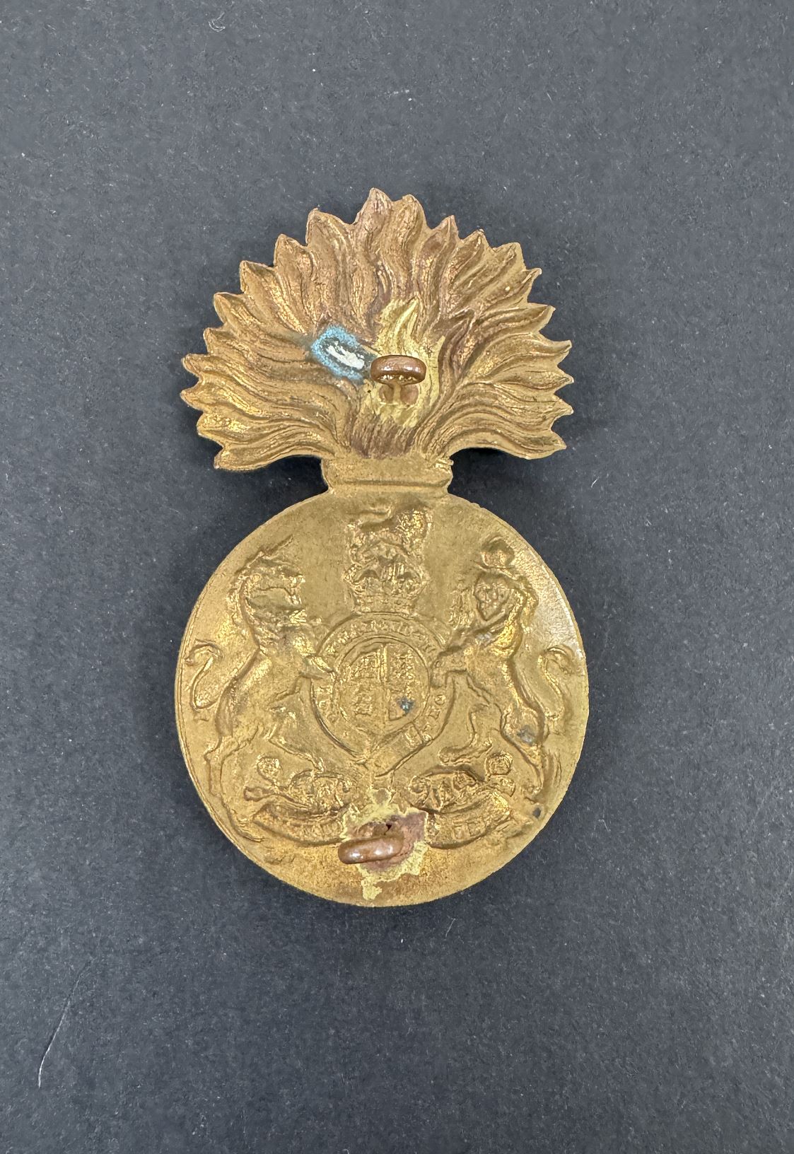 WW1 British Army Royal Scots Fusiliers Glengarry Cap Badge