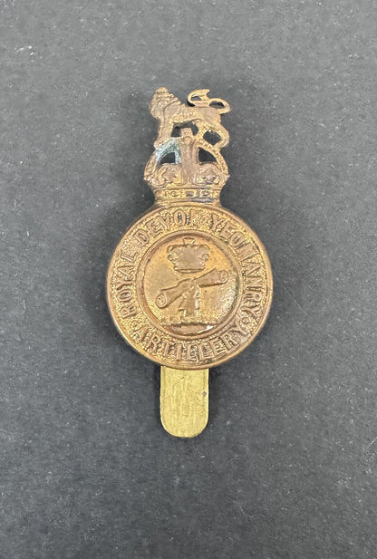 WW2 British Army Royal Devon Yeomanry Artillery Cap Badge