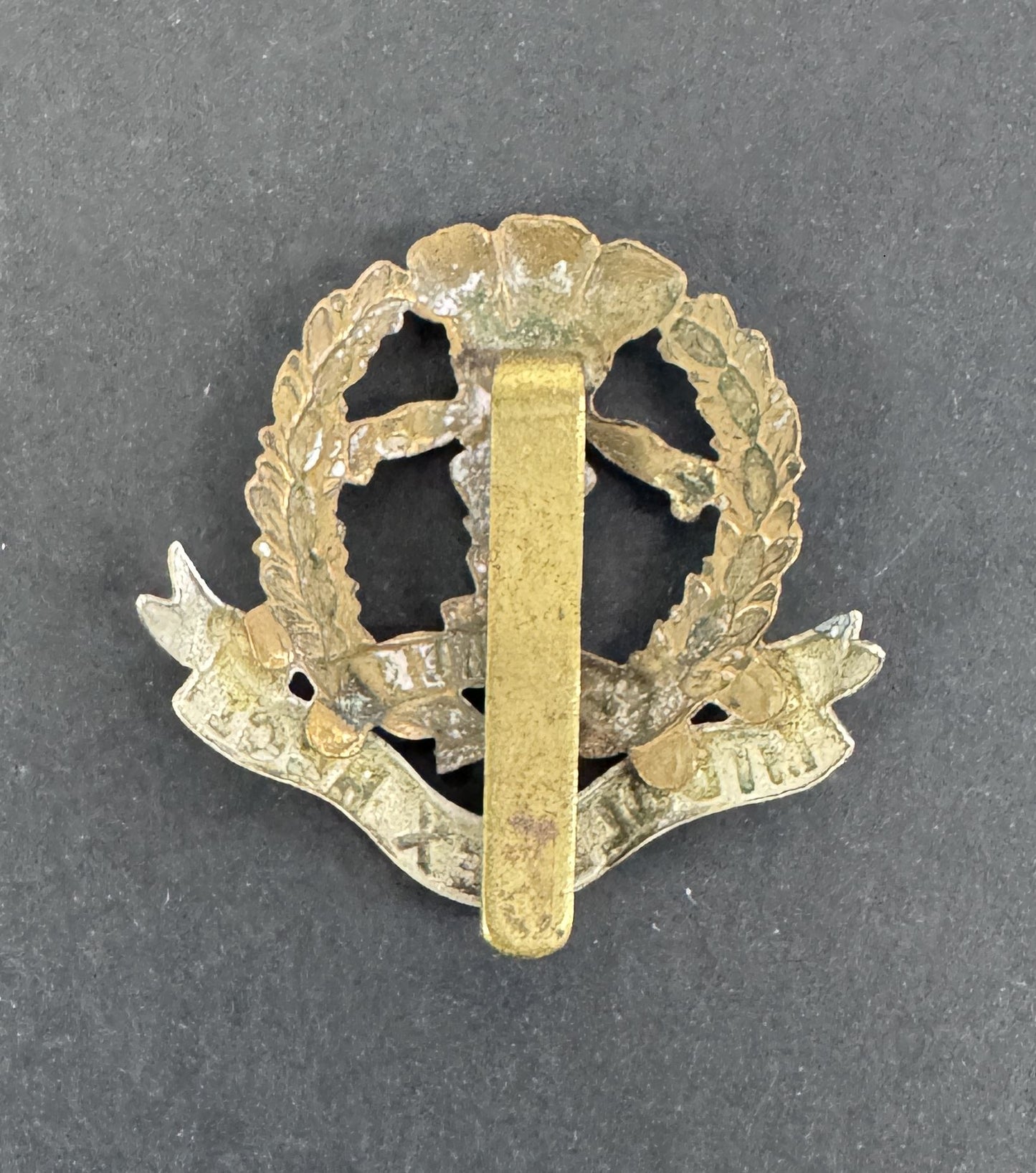 WW2 British Army Middlesex Regiment Cap Badge