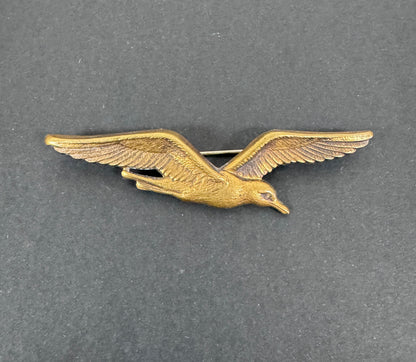 WW1 French Air Force Pilot Kepi Cap Badge Gull / Albatross