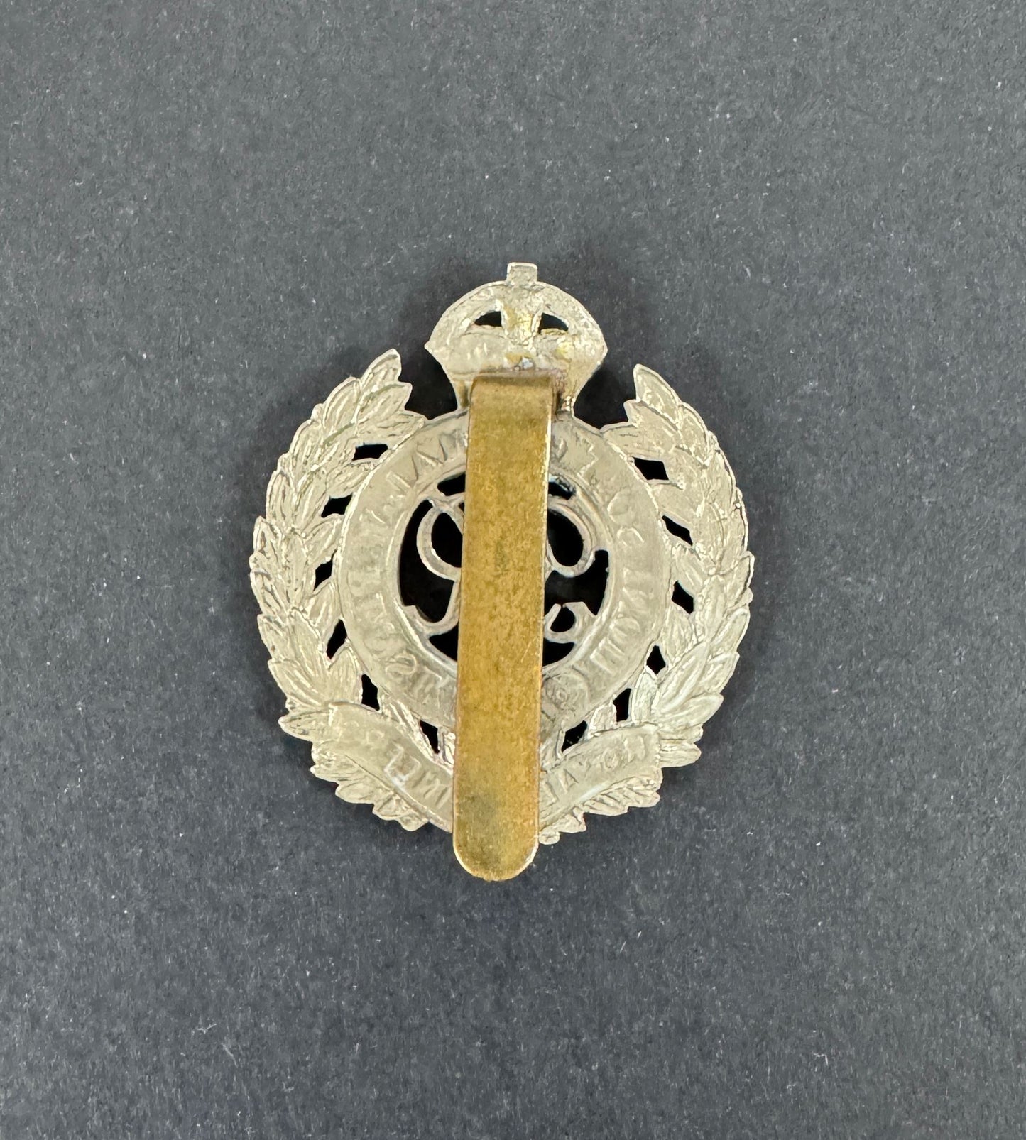 WW2 Royal Engineers Warrant Officer Cap Badge (British Army)
