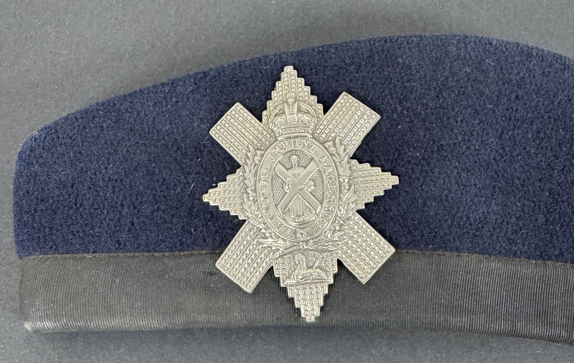 WW2 British Army Royal Highlanders 'Blackwatch' Glengarry Cap – An original Glengarry cap of the Royal Highlanders Regimen...