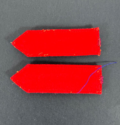 British Army Brigadier / Colonel Collar Badge Gorget Patches – A matching pair of original tunic collar gorget patches of...