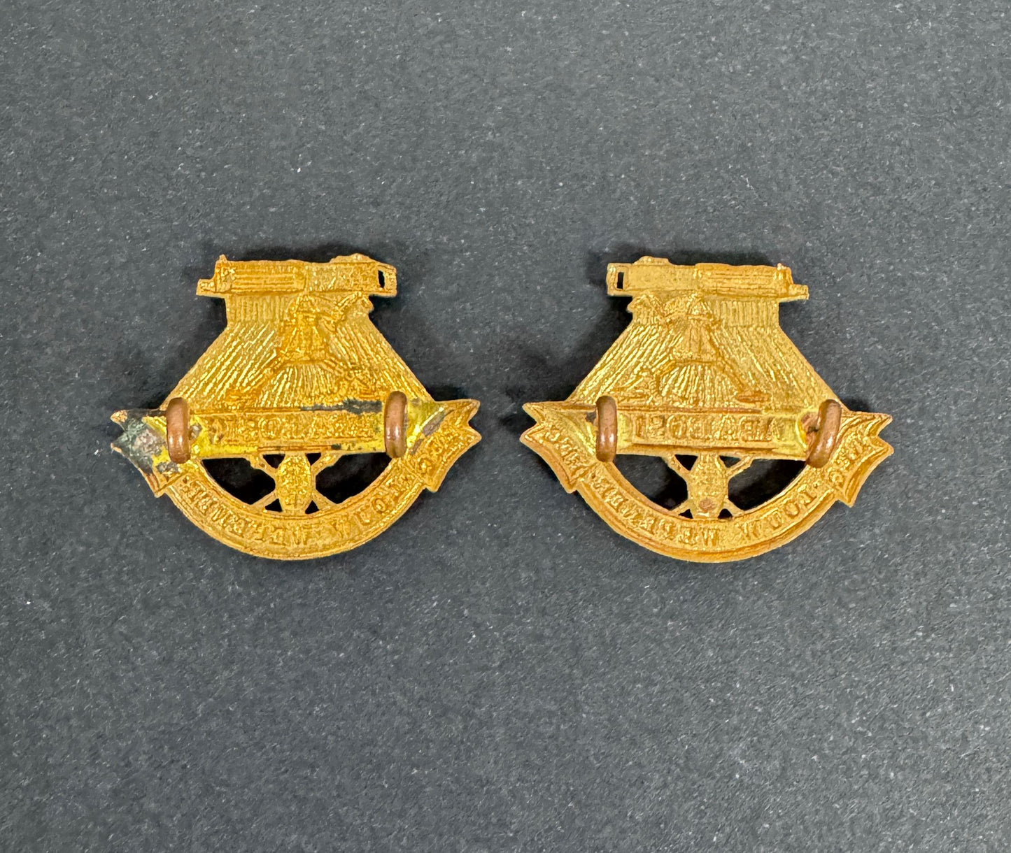WW2 South African Army Louw Wepener Machine Gun Regiment Uniform Collar Badges – An matching pair original collar badges o...
