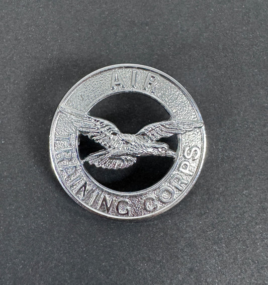British Air Training Corps (ATC) Cap Badge (RAF) – An original other ranks cap badge of The Air Training Corps (A.T.C.). 3...