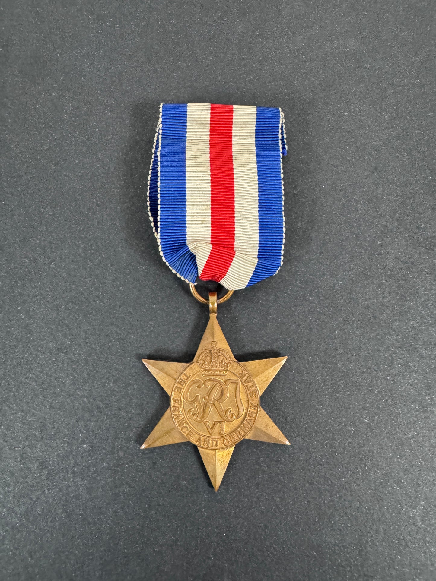 WW2 British Campaign Medal France & Germany Star – An original British issue France & Germany Star. A campaign medal award...