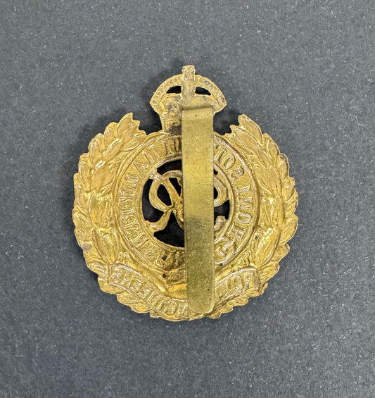 WW2 British Army Royal Engineers Cap Badge GRVI