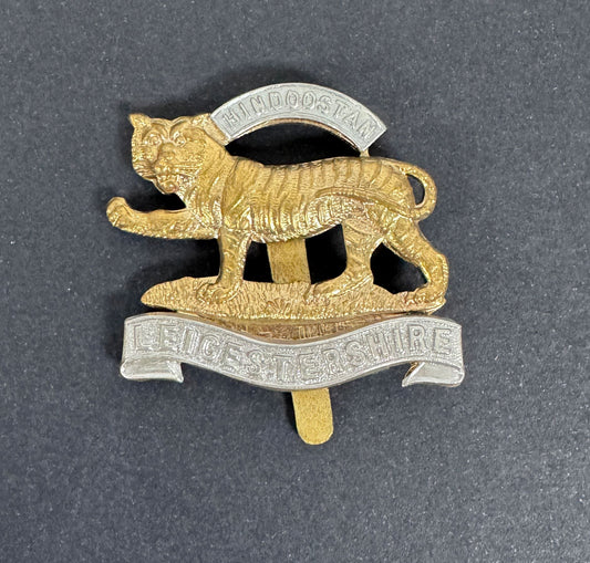 WW2 British Army The Leicestershire Regiment Cap Badge