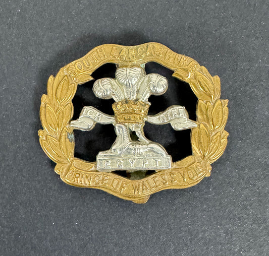 WW2 British Army South Lancashire Regiment Cap Badge