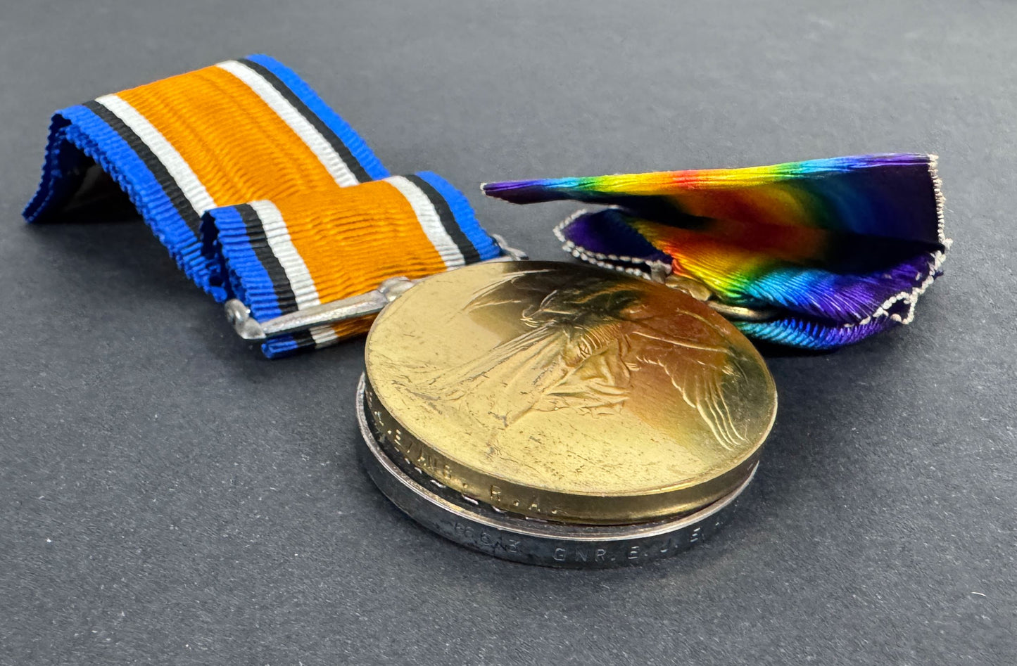 WW1 Royal Artillery War Medal & Victory Medal Pair British Army Issue – An original pair of WW1 British medals. A .925 sil...