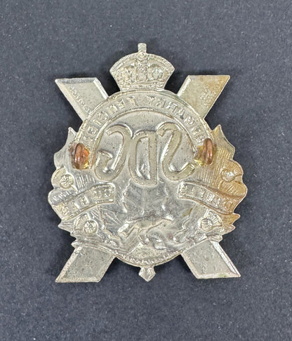 WW2 Canadian Army Stormont Dundas & Glengarry SDG Highlanders Cap Badge – An original Second World War era Glengarry cap b...
