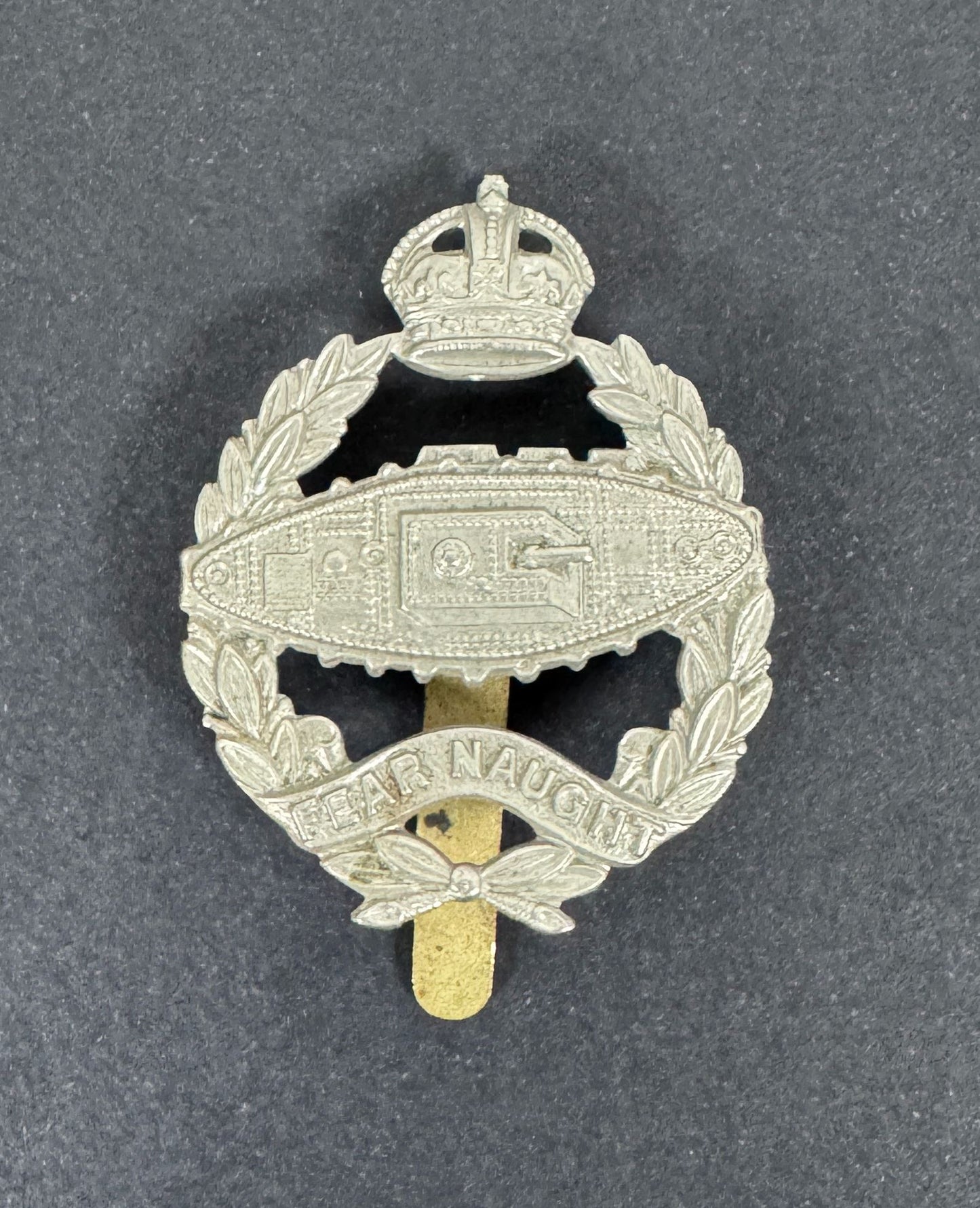 British Army Royal Tank Regiment Tank Facing Right Cap Badge