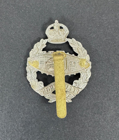 British Army Royal Tank Regiment Tank Facing Right Cap Badge