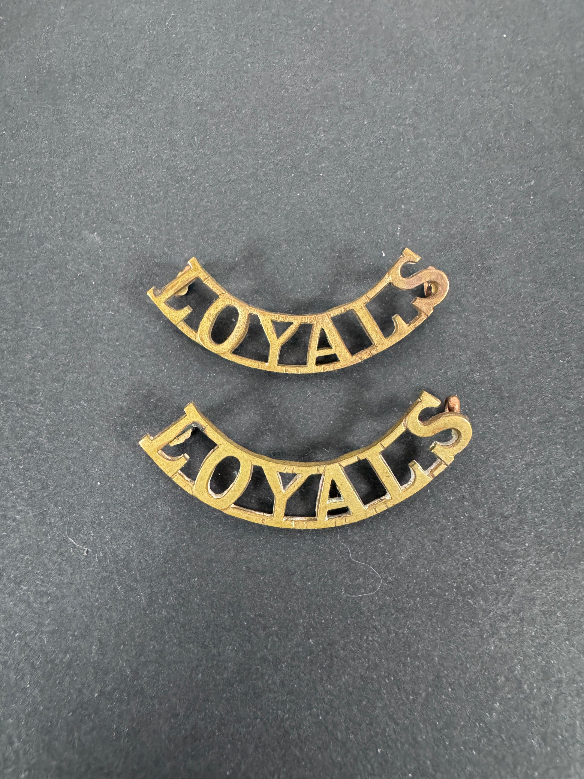British Army Loyal North Lancashire Regiment Shoulder Title Badges (Pair) – A matching pair of original uniform shoulder t...