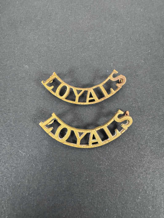 British Army Loyal North Lancashire Regiment Shoulder Title Badges (Pair) – A matching pair of original uniform shoulder t...