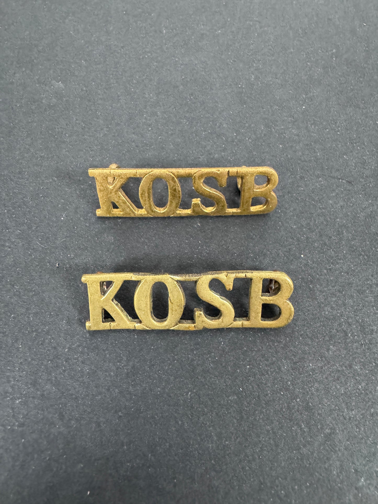 British Army King's Own Scottish Border Regiment Shoulder Title Badges (Pair) – A matching pair of original uniform should...