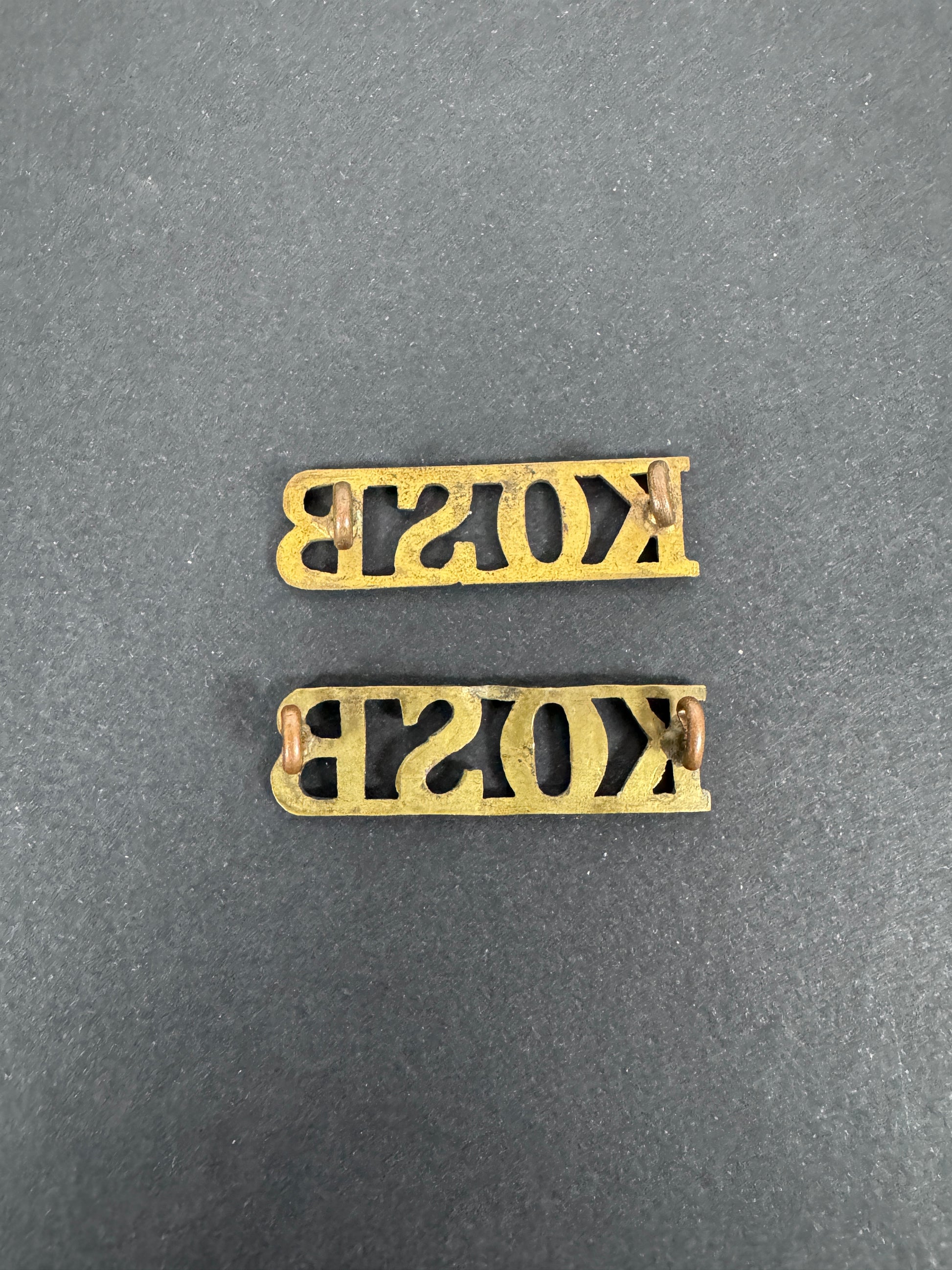 British Army King's Own Scottish Border Regiment Shoulder Title Badges (Pair) – A matching pair of original uniform should...