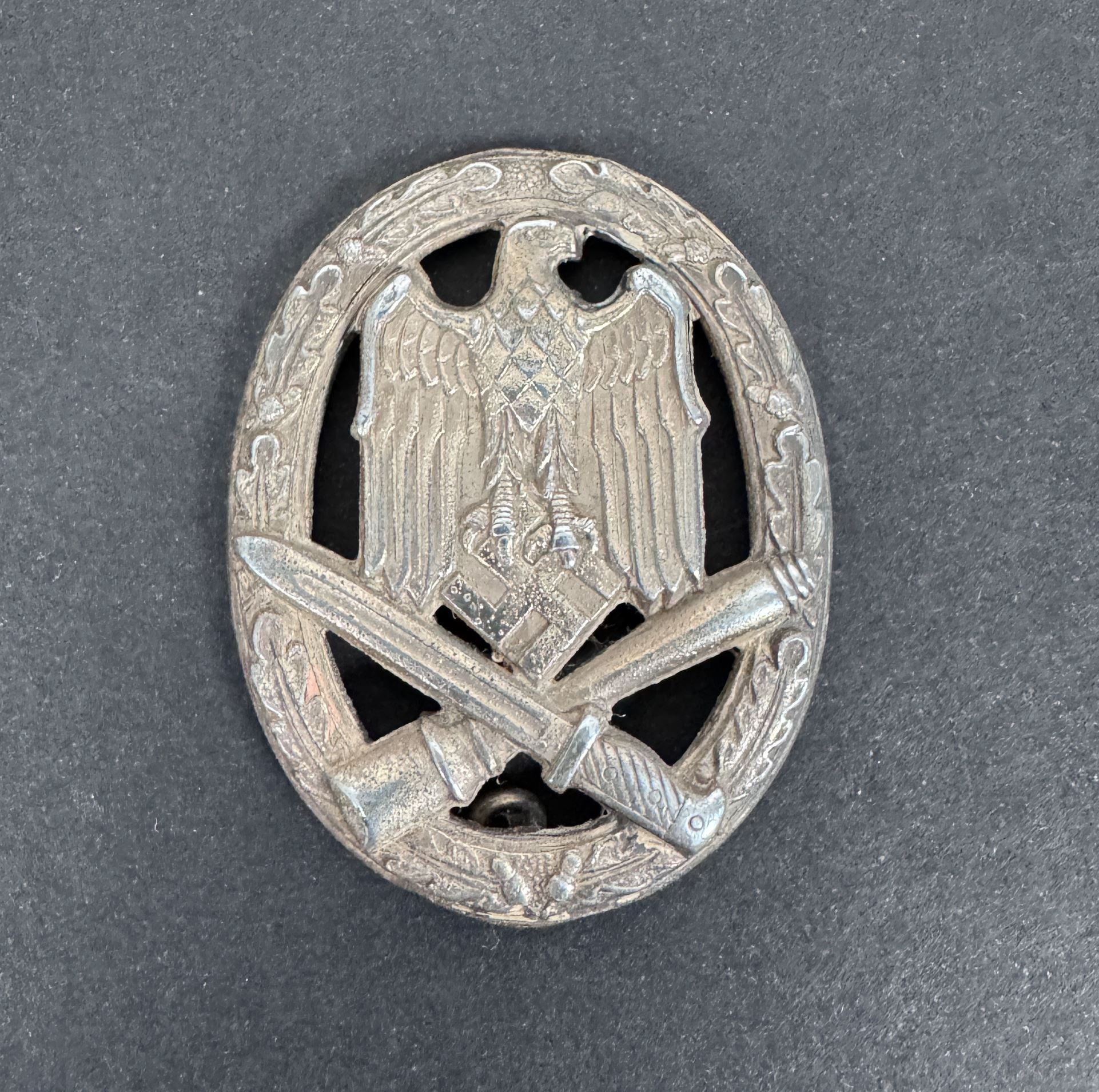 German general assault badge combat award. Zinc with silver finish to front.