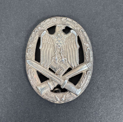 German general assault badge combat award. Zinc with silver finish to front.