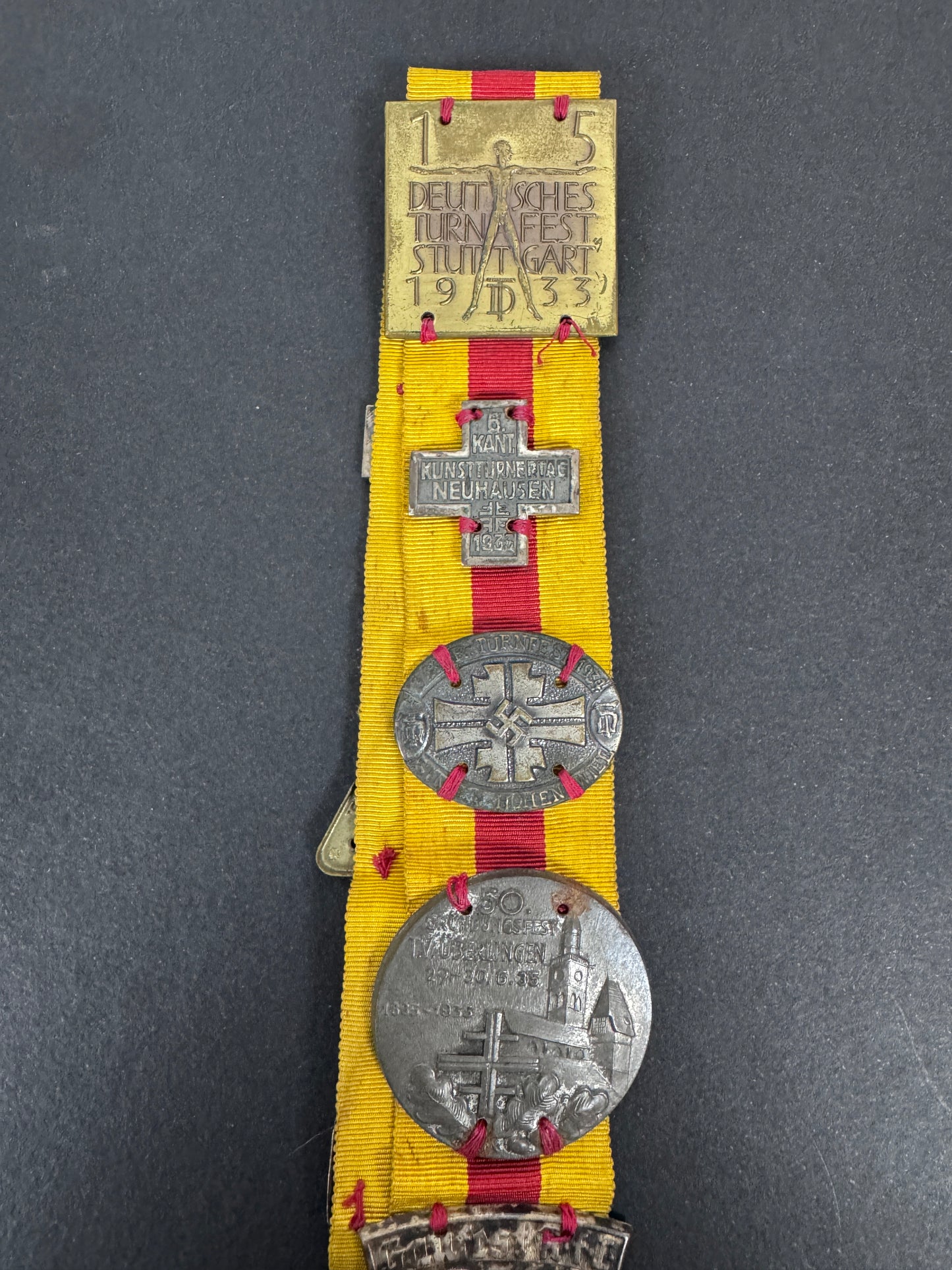 German Medal Ribbon full of Tinnies & Day Badges 1924-1935 Weimar Republic – A fine and rare collection of post World War...