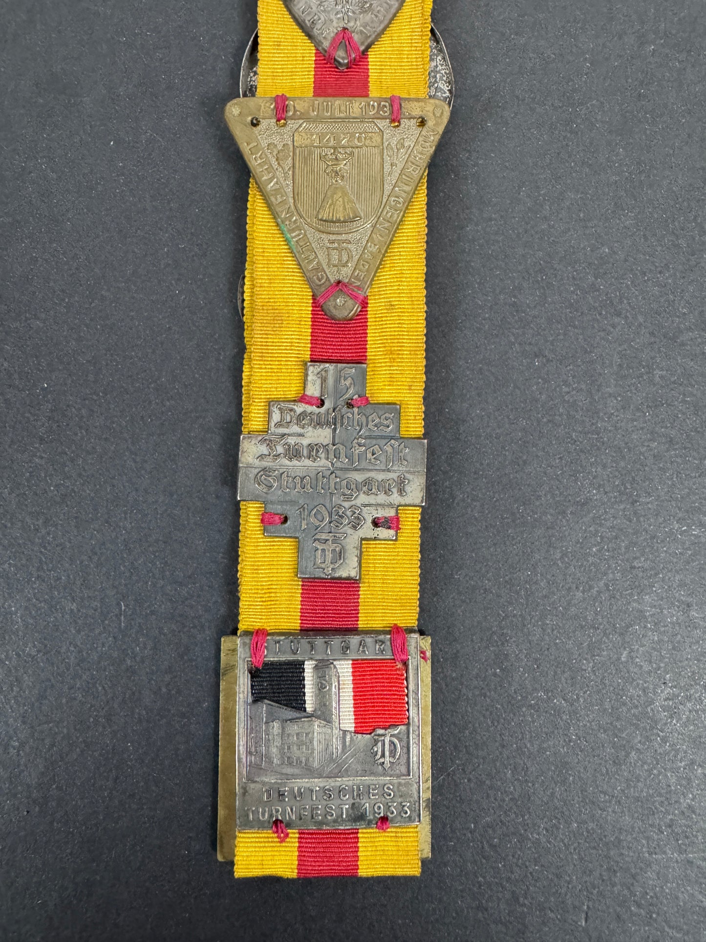 German Medal Ribbon full of Tinnies & Day Badges 1924-1935 Weimar Republic – A fine and rare collection of post World War...