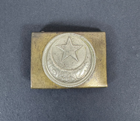 WW1 Ottoman Empire Army Other Ranks Belt Buckle – An original Ottoman Empire Army other ranks belt buckle. 63 mm gilding m...