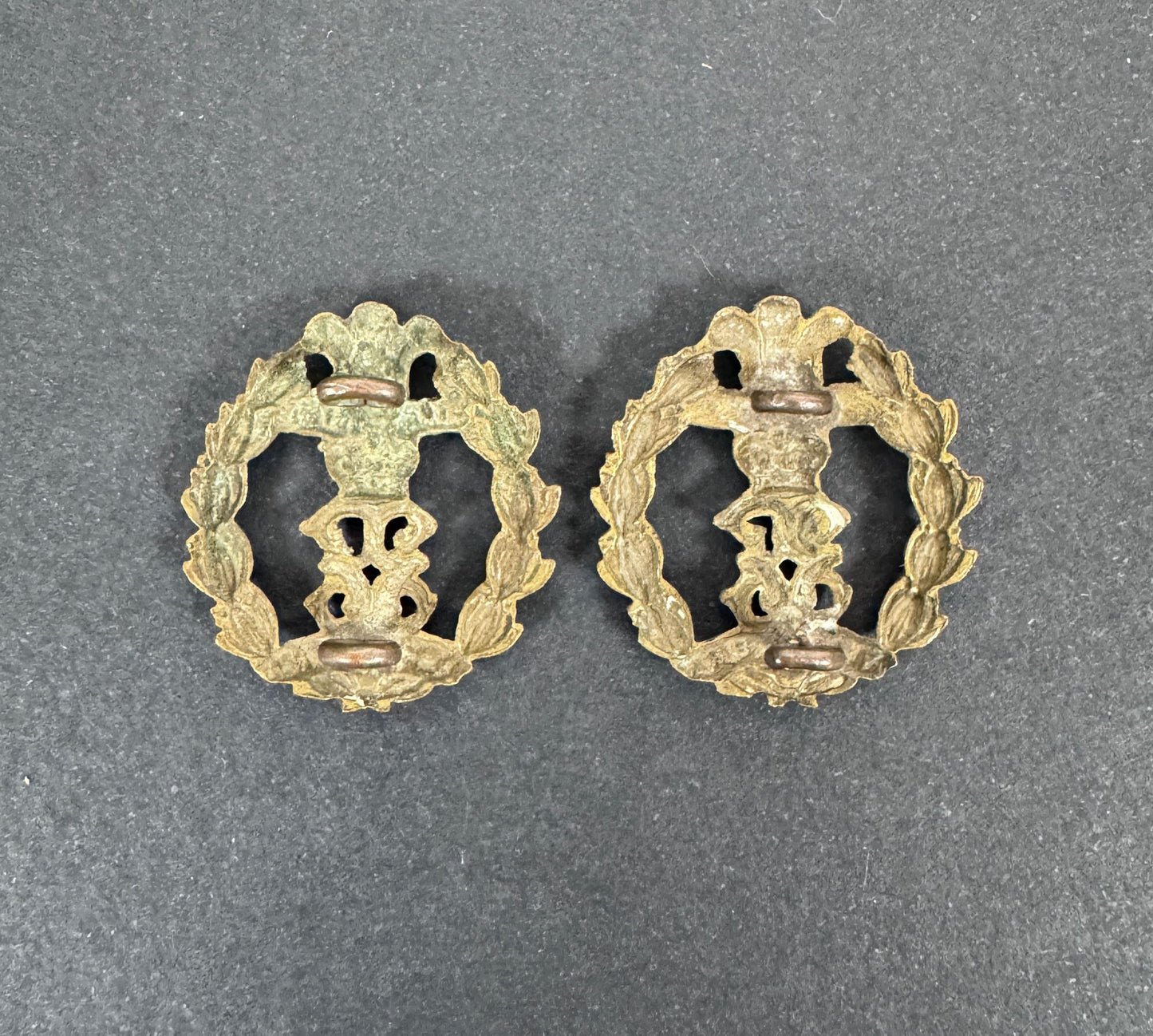 WW2 British Army Middlesex Regiment Uniform Collar Badges – A matching pair of original uniform collar badges of the Middl...