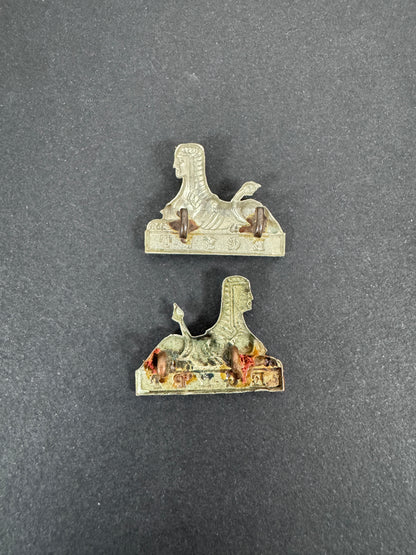 WW2 British Army Royal Lincolnshire Regiment Uniform Collar Badges – A matching pair of original uniform collar badges of...