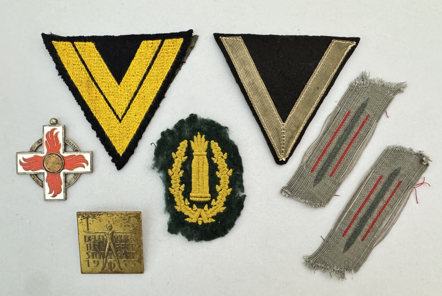 WW2 German Army Uniform Insignia Badges Awards