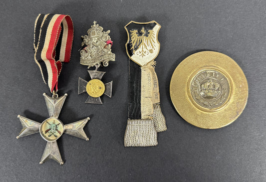 WW1 German Army Veteran Association Medals Badges – A collection of Imperial German Army veteran's commemorative items. 18...