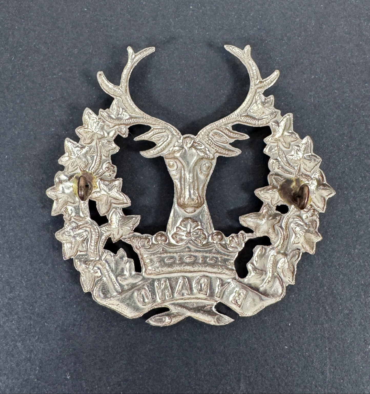WW2 British Army Gordon Highlanders Bonnet Cap Badge – An original Glengarry bonnet badge of The Gordon Highlanders. Die s...
