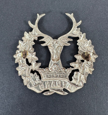 WW2 British Army Gordon Highlanders Bonnet Cap Badge – An original Glengarry bonnet badge of The Gordon Highlanders. Die s...