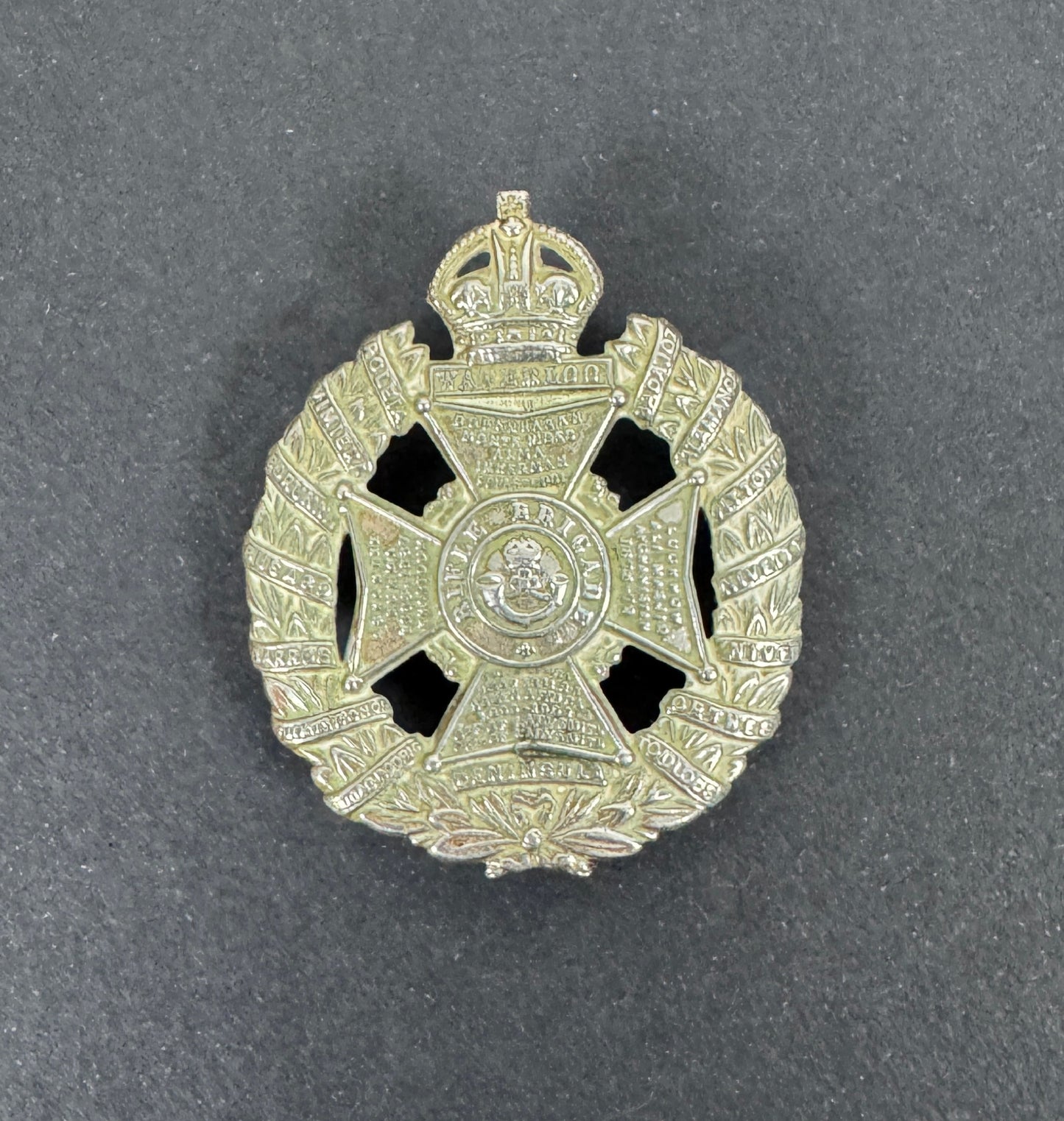 WW1 British Army Rifle Brigade (Prince Consort's Own) Cap Badge – An original other ranks cap badge of The Rifle Brigade (...