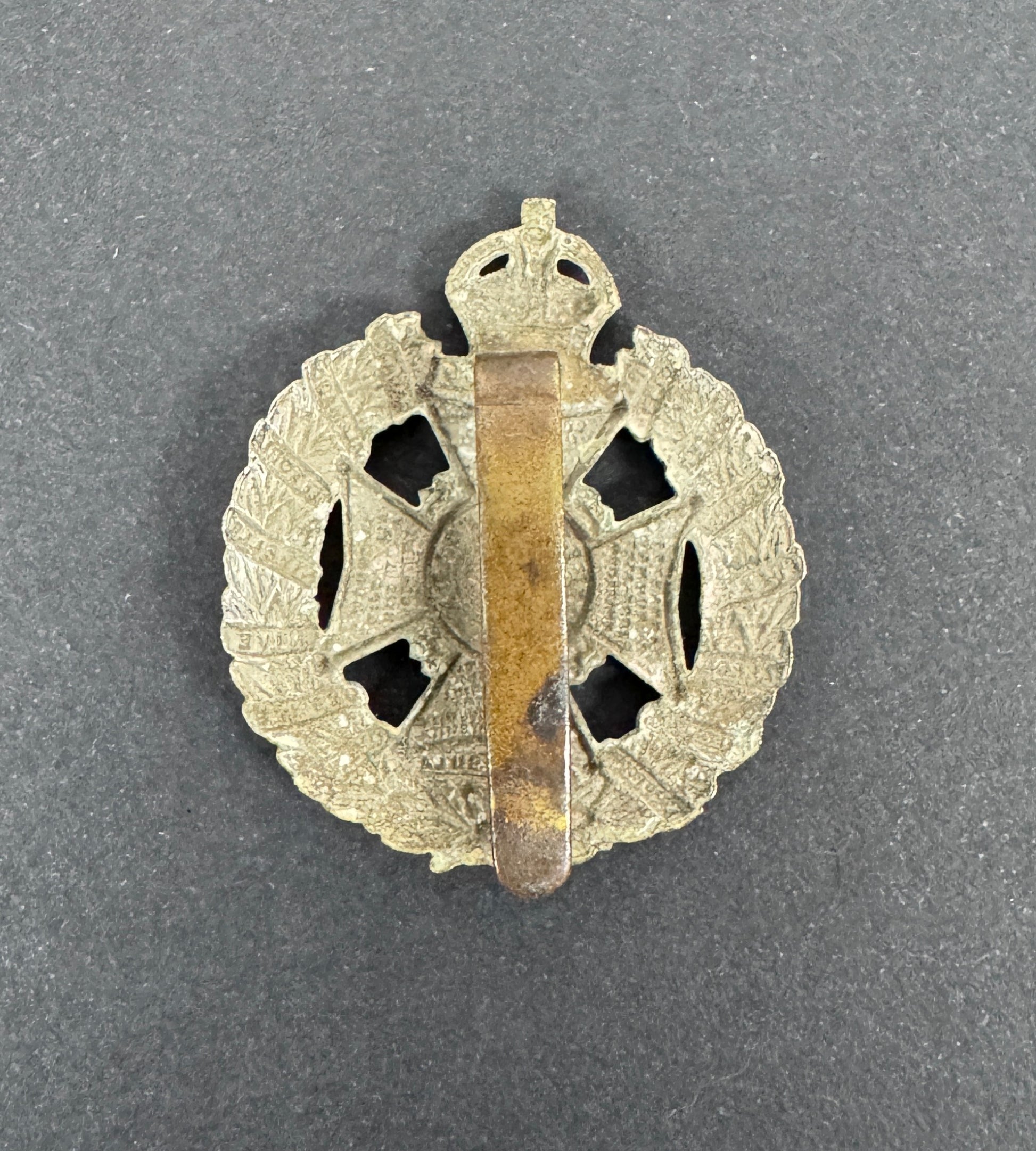 WW1 British Army Rifle Brigade (Prince Consort's Own) Cap Badge – An original other ranks cap badge of The Rifle Brigade (...