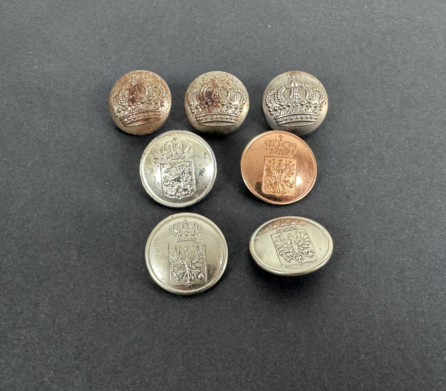 WW1 German Prussian Army Uniform Buttons – Imperial German, Prussian, tunic buttons from early 20th century to include Wor...