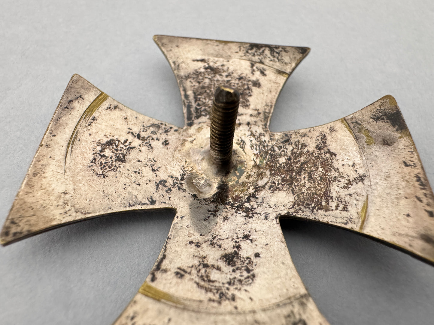 WW1 German Army 1914 Iron Cross 1st Class Medal Screw Back Victoria DRGM