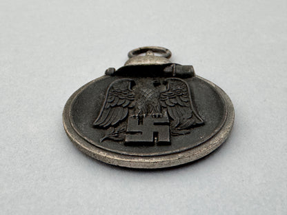 WW2 German Eastern Front Medal Private Purchase – An original and scarce private purchase type Eastern Front Medal. 36 mm...