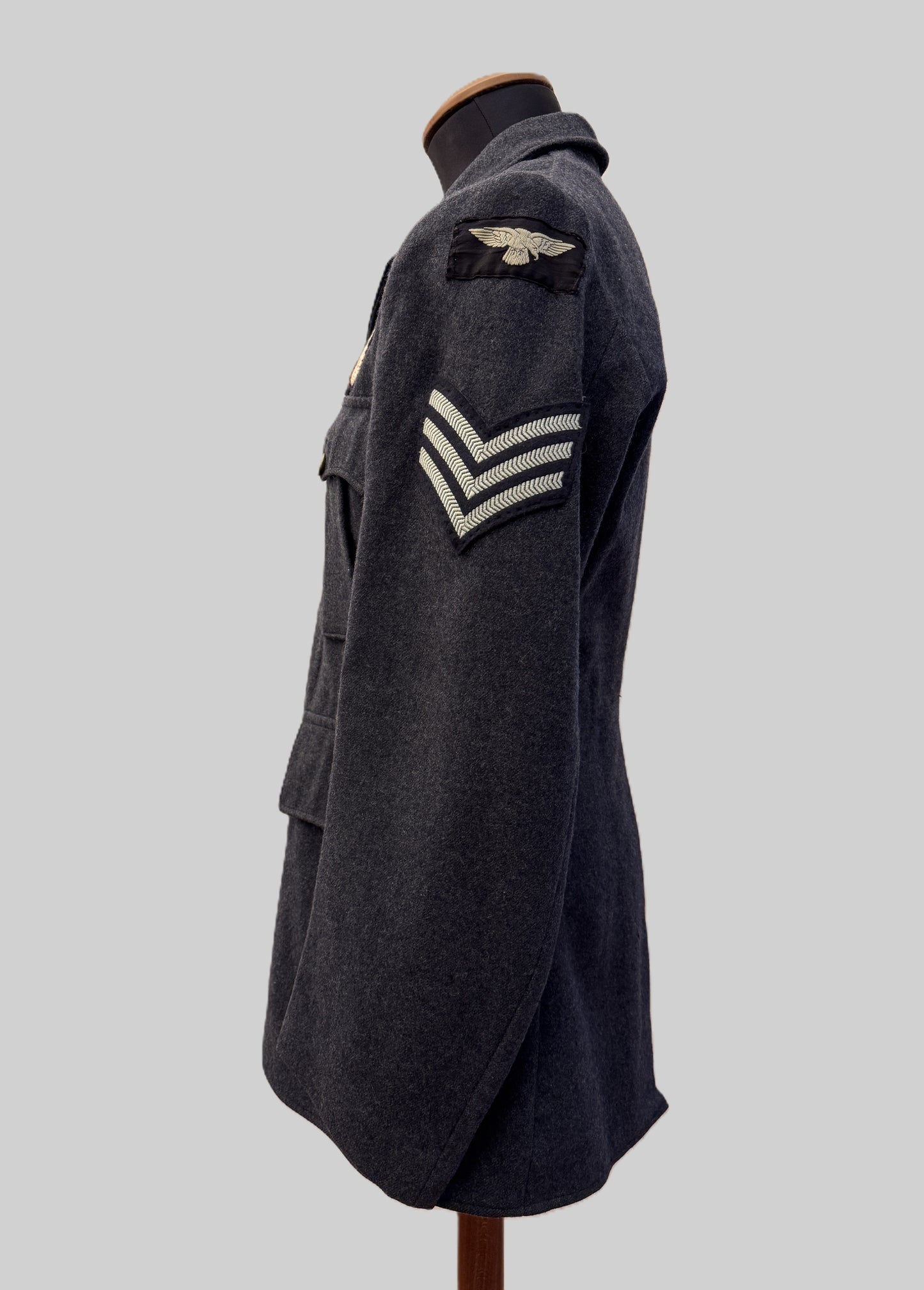 WW2 British Royal Air Force RAF Sergeant SNCO Aircrew Navigator Uniform Tunic – Original Second World War British Service...