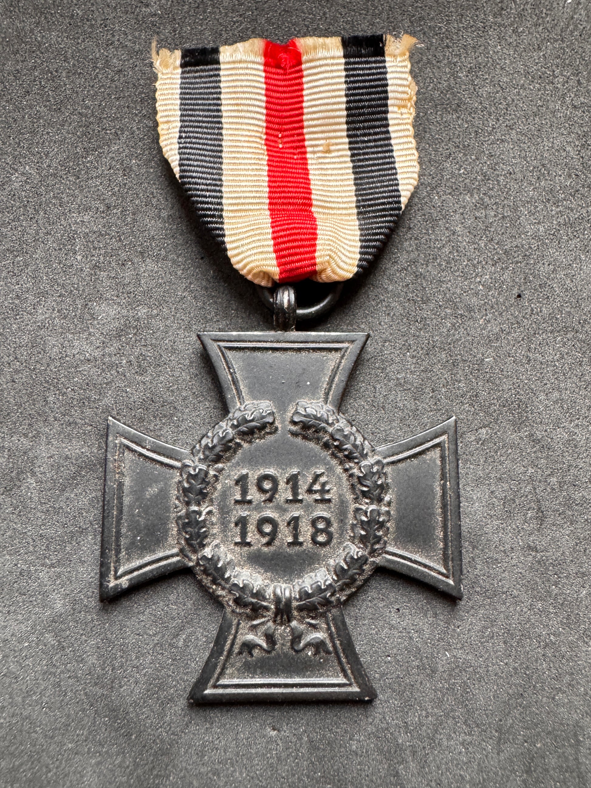 Photo 1 of WW1 German Hindenburg Cross for War Widows G6 - collectible militaria item