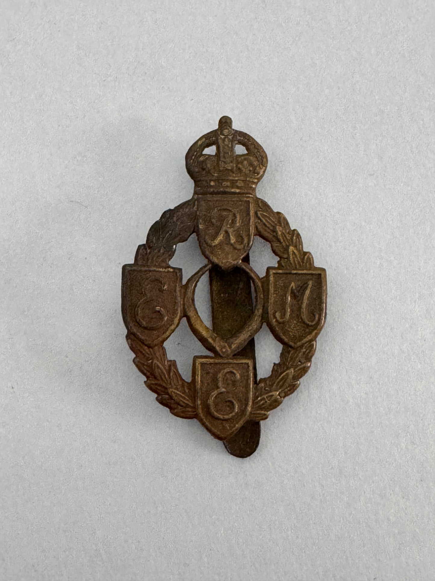 WW2 British Army REME Engineers Cap Badge